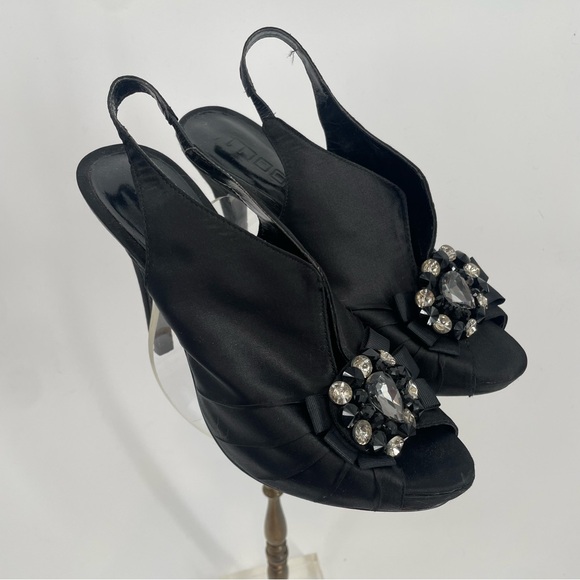 Moda Spana Black Satin Peep Toe Slingback Heels With Rhinestone Embellishment - Picture 4 of 13